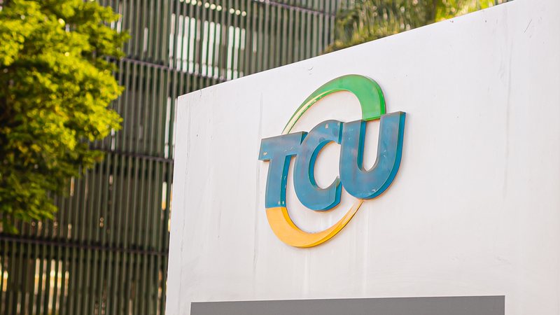 TCU considera irregular desclassificar proposta apenas por prever equipe menor que a estimada em serviços com dedicação exclusiva de mão de obra